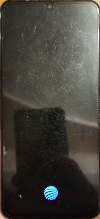 Смартфон VIVO V21