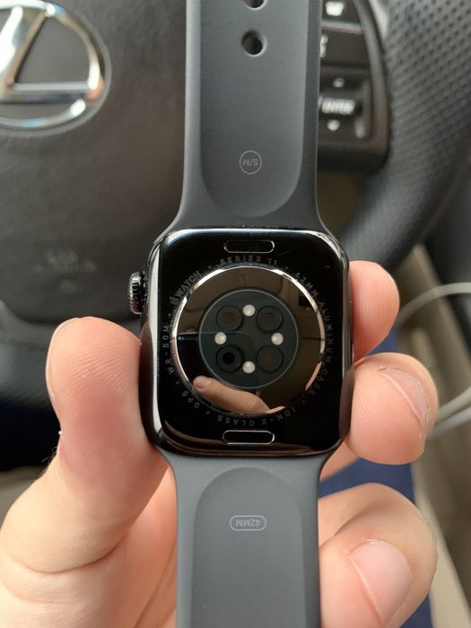 Apple Watch 11 продается