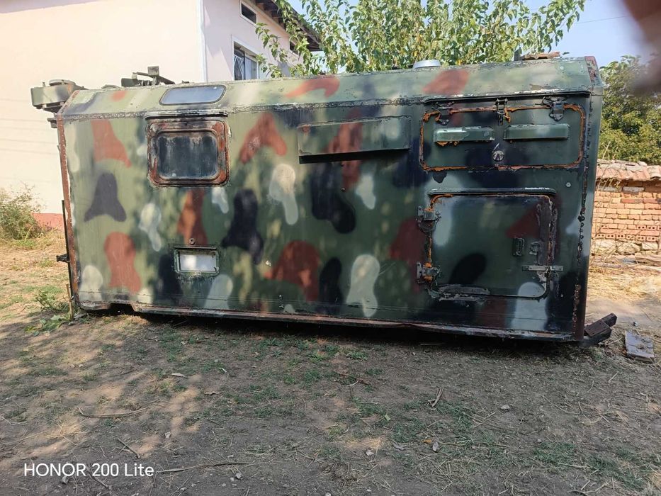 Продава се контейнер от бившата армия