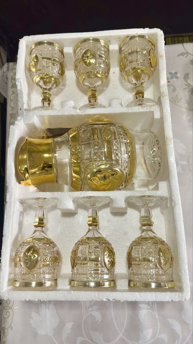 Chinni idish vazalar