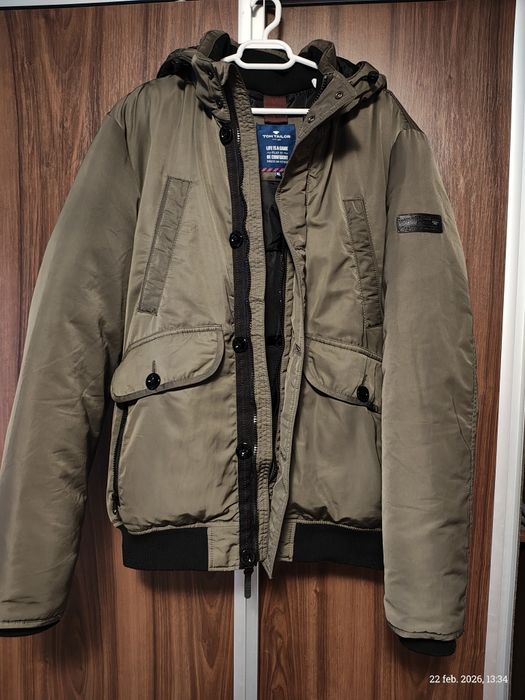 Vând giaca, mărimea Xl