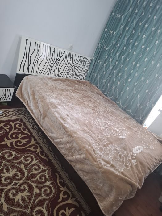 Кровать двуспальная