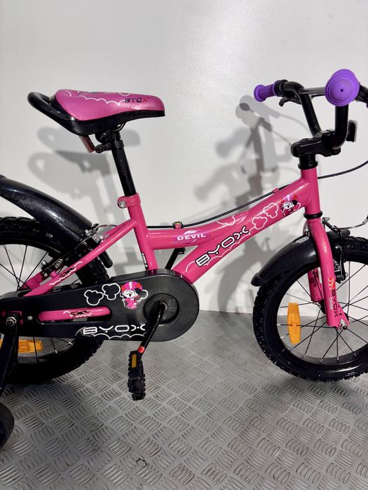 Детски велосипед за момиче С ПОМОЩНИ (като нов) Byox 16 цола/ колело