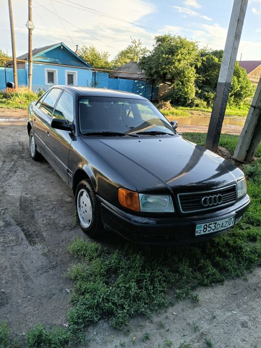 Ауди 100 с4  2..6 , 1993 г.в.