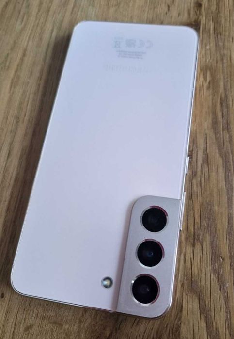 Телефон SAMSUNG S22
