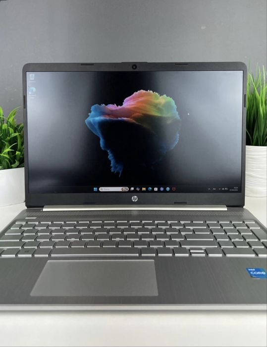 Ноутбук Hp core i3/11-пок