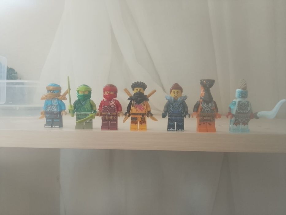 Lego (минифигурки)