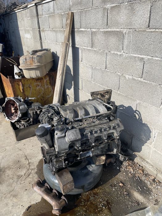 Мотор 500-113 от МЛ164 v8 306кс глави