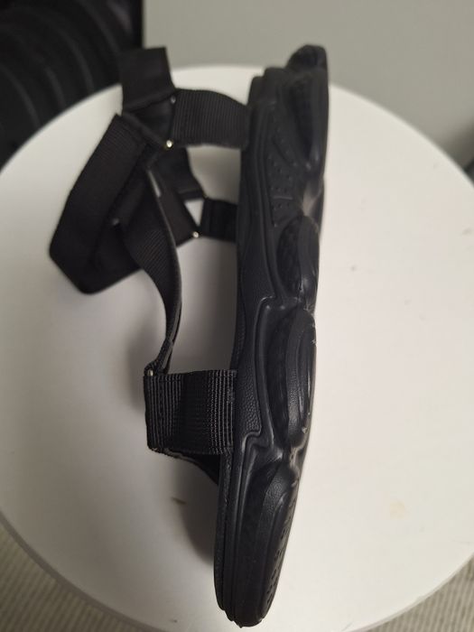 Сандали 37 размер .