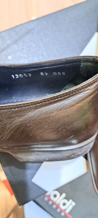 Продам б/у обувь в хорошем состоянии