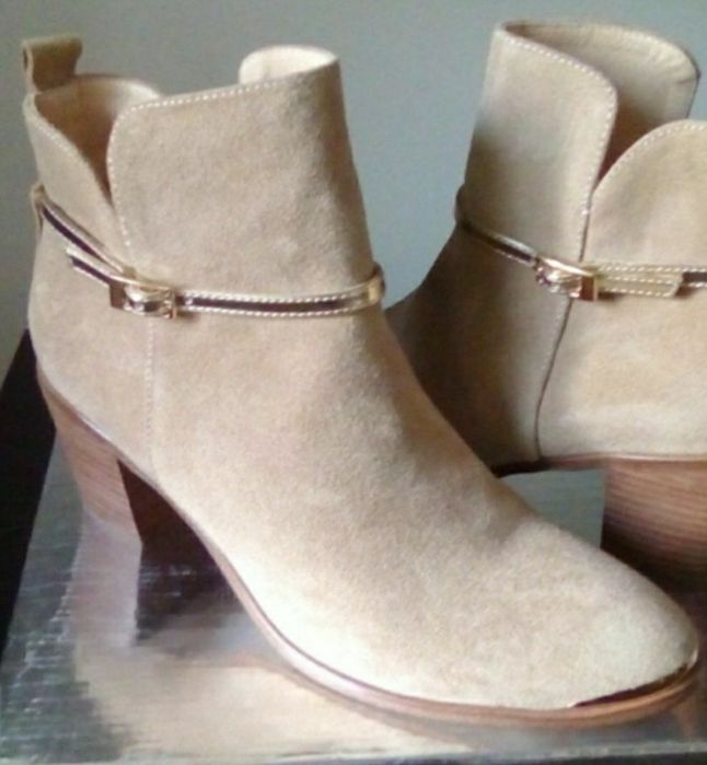 Ghete dama GB Martin,autentice,piele intoarsa naturala,superbe 39