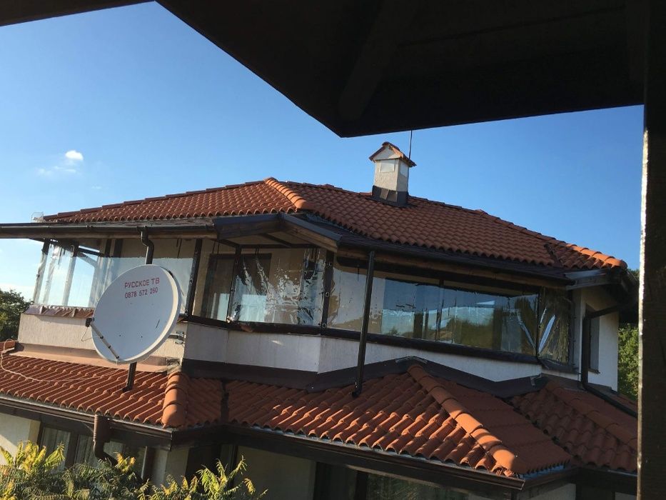 Ветроупорни завеси, навеси, покривала