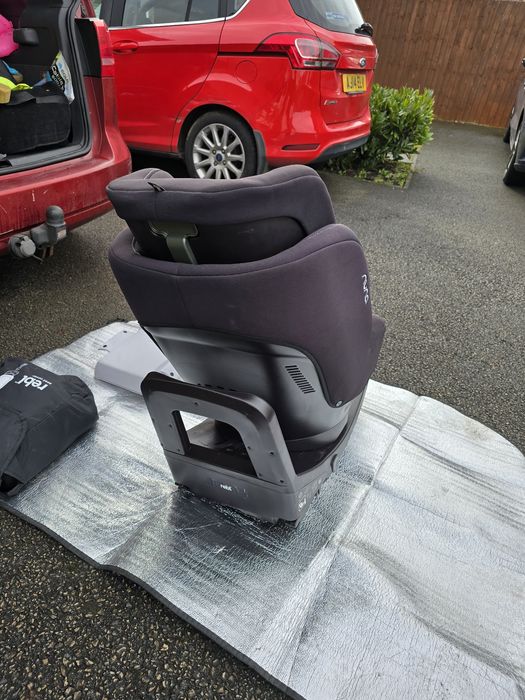 Scaun Auto NUNA REBL 360 toate accesoriile + 2 house vara iarna isofix