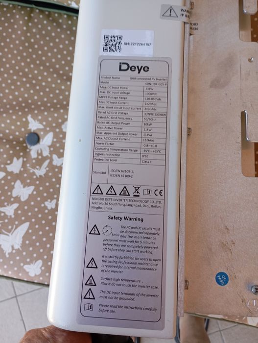 De vânzare invertor on grid deye sun-10K-G05-P  și placa de baza centrala electrica prothem 21 kw an 2015