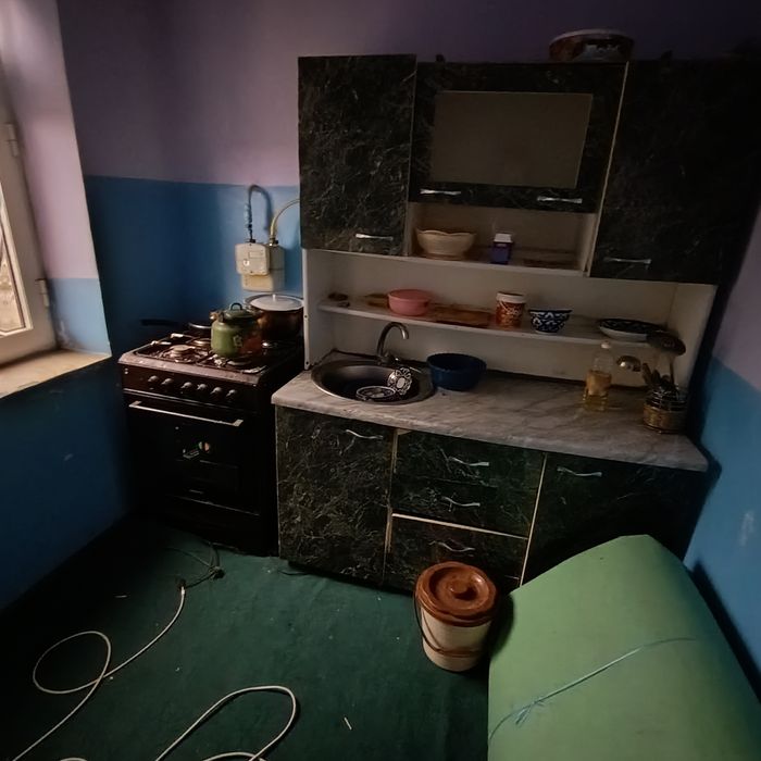 1 xonali Dom sotiladi