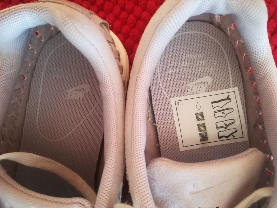 Adidași Nike nr 40 dama piele întoarsă