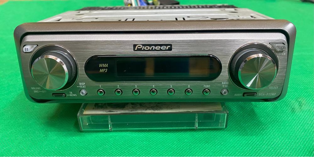CD player auto Pioneer Deh P 77 MP-fata aluminiu ca nou Top sunet