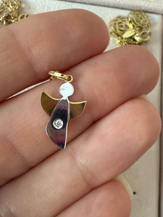 Lantisor dia cu ingeras