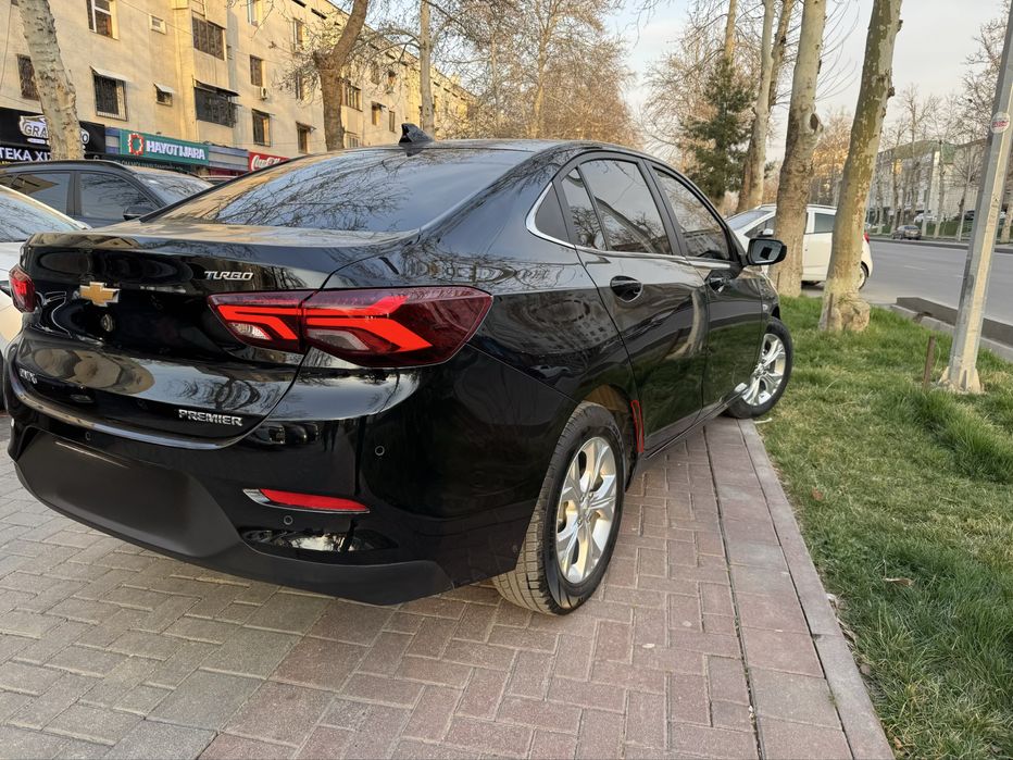 Продаёться оникс премиер плюс 2025 идеальном состояние установлен газ