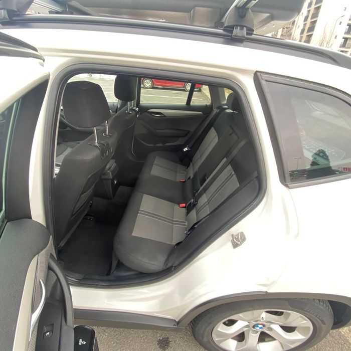 BMW X1 2011 — imagine 4