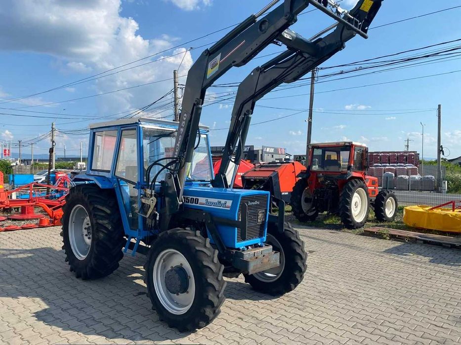 Tractor Landini 6500 cu incarcator frontal 4x4  65 CP