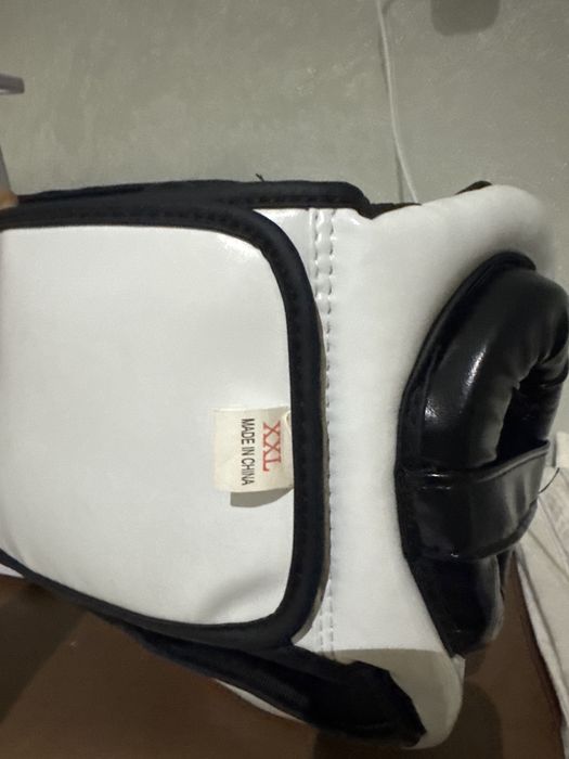 Kick box shlem venum