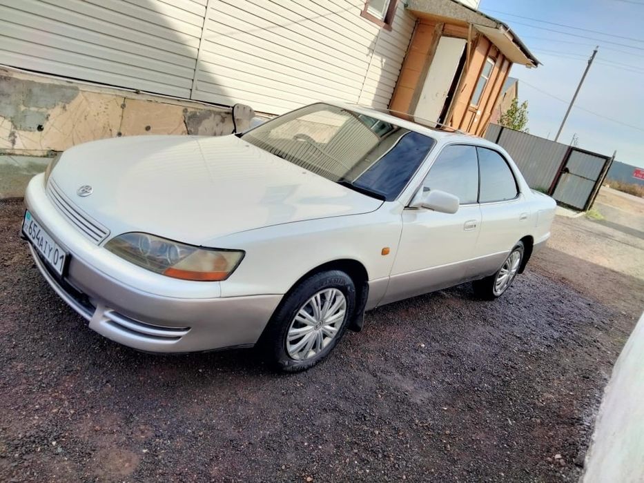 Продам автомобил Toyota vindom