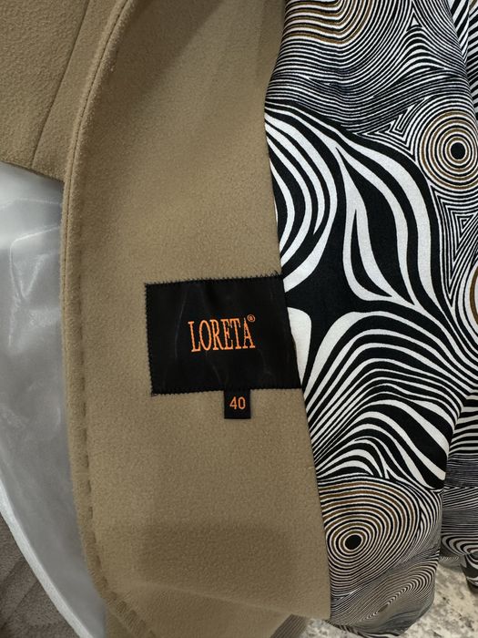 Пальто осеннее.