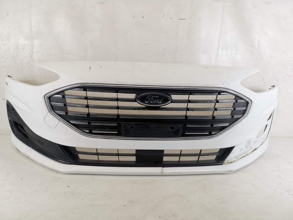 Предна броня с централна и долна решетка Форд Фокус 4 / Ford Focus 4 [