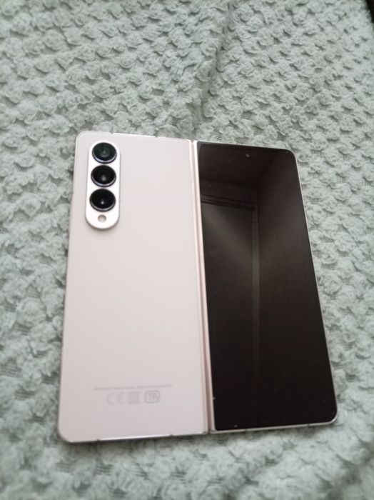 Продам Samsung z fold 4 256gb