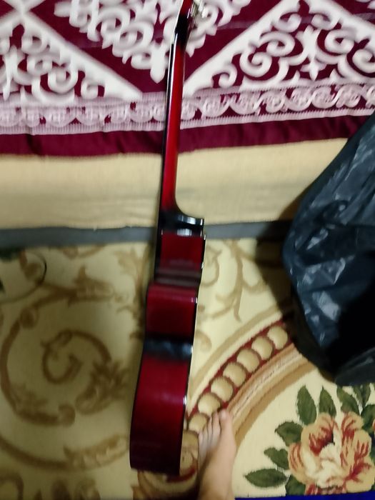 Гитара сатылады акустикалық