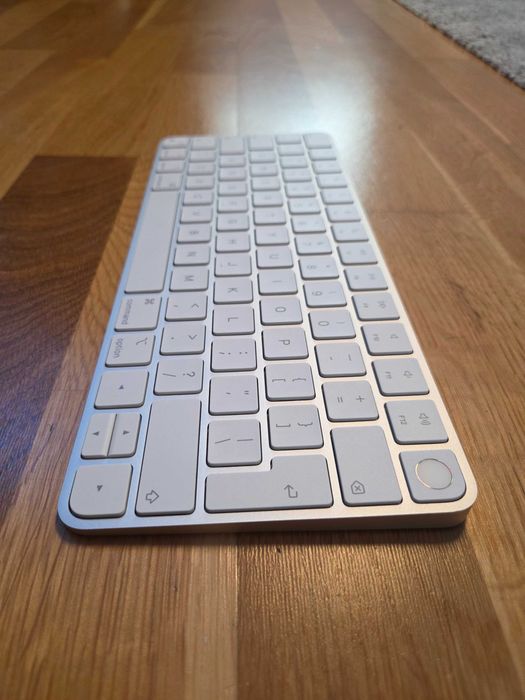 [NOU] Tastatura Apple Magic Keyboard  | Touch ID  |  Lightning