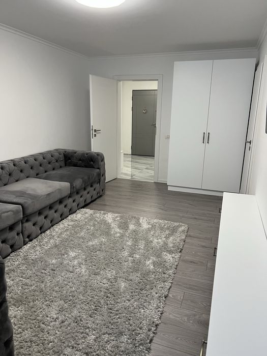 Proprietar, inchiriez apartament 3 camere - Gorjului