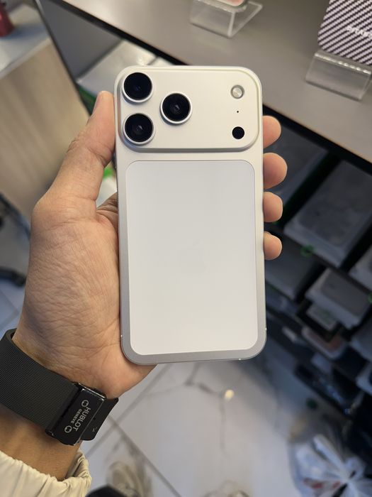 Iphone 11 в корпусе Iphone 17 pro 128Gb