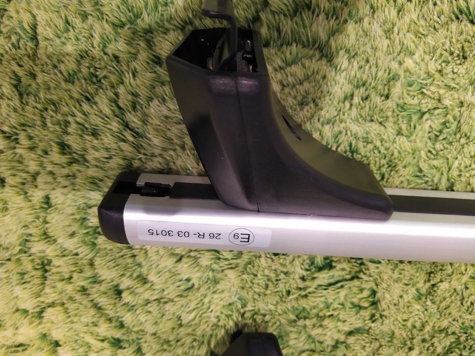 Напречни авто греди Cruz за Ford Focus, като нови са