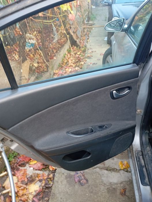 На части Нисан Примера P12 2.0i QR20