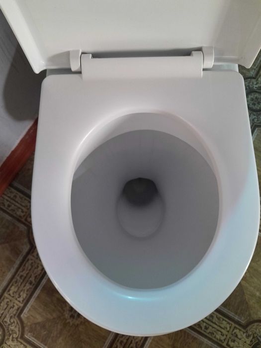 Продам б/у унитаз