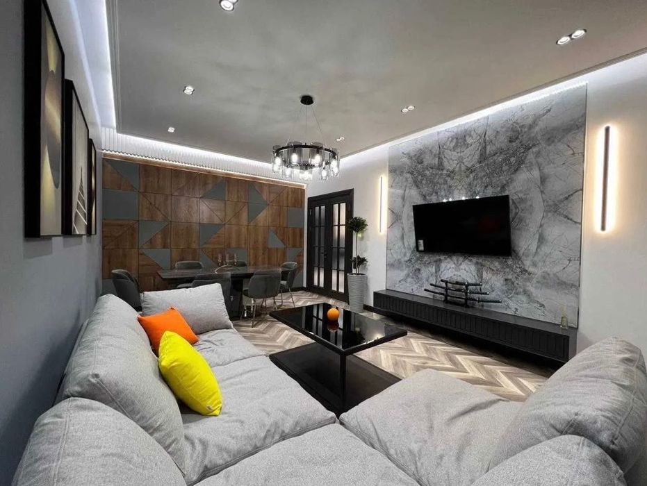 "'Голдн хаус" Парисен 3/7/8 г Аренда новая квартира в новостройке