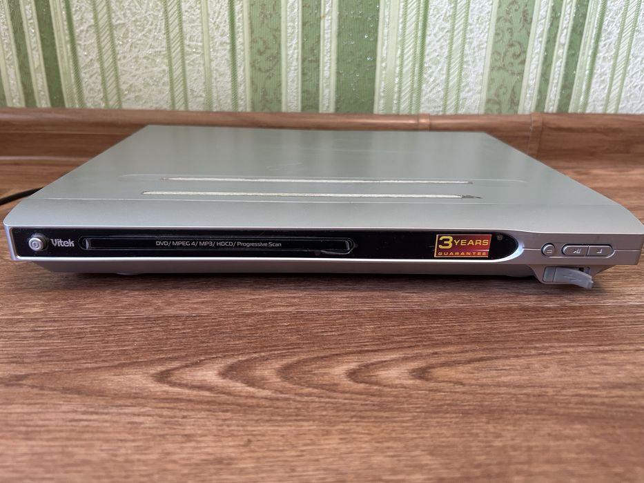 Продам видеомагнитофон и двд