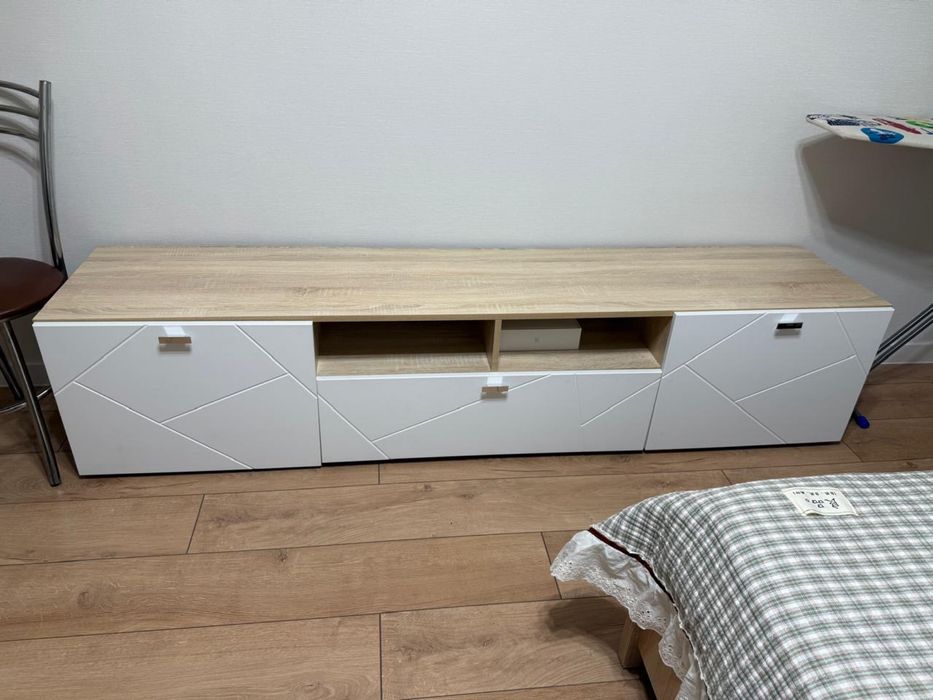 Тумба под телевизор