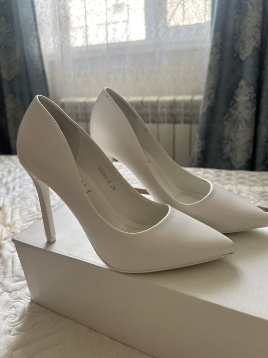 Туфли, почти новые