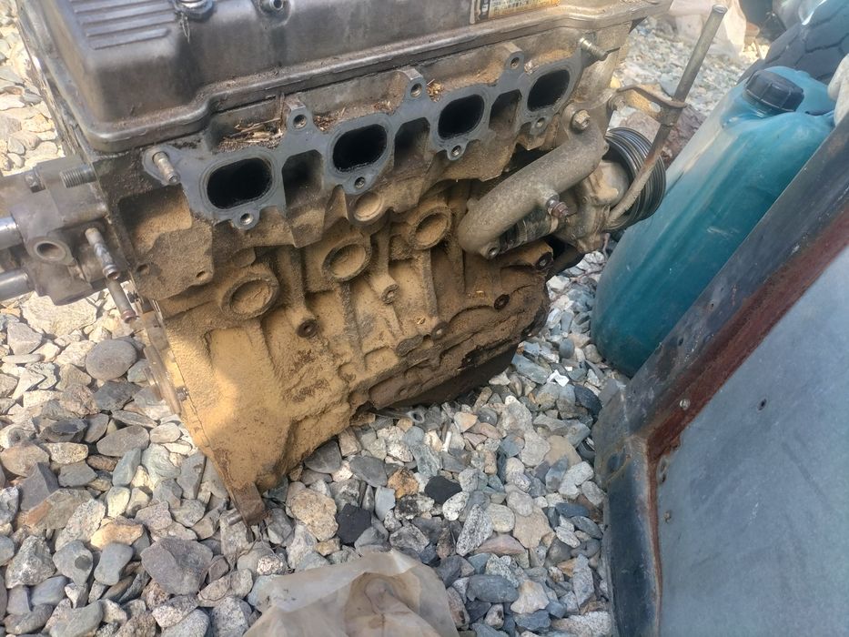 Продам мотор Toyota karina e