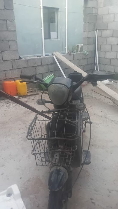 Элоктровелик  скутер