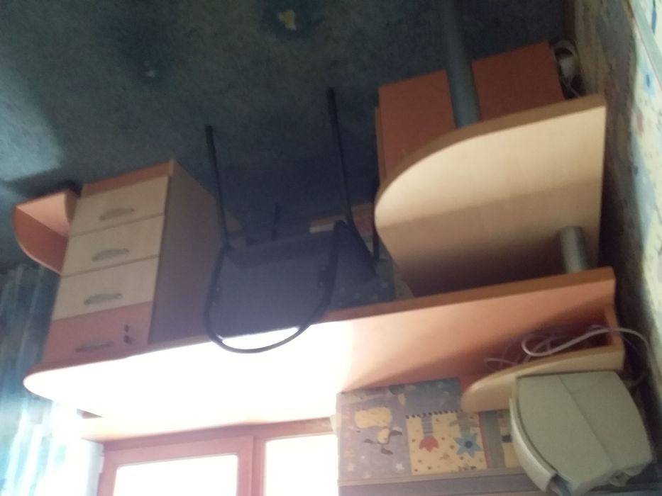 Стол рабочий,ученический.