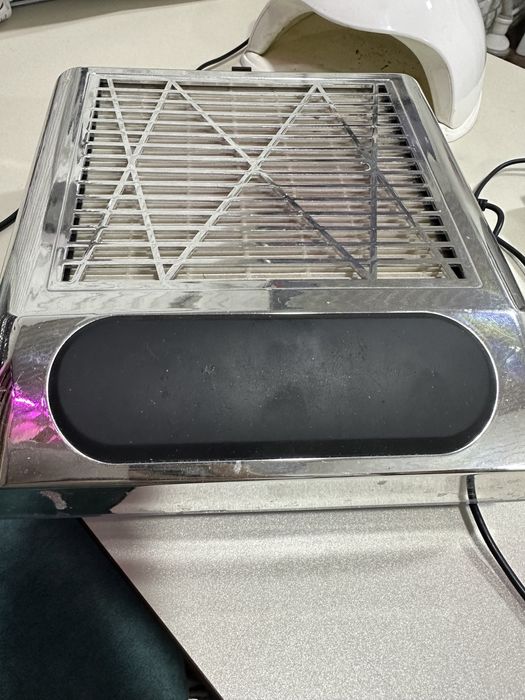 Маникюрний апарат