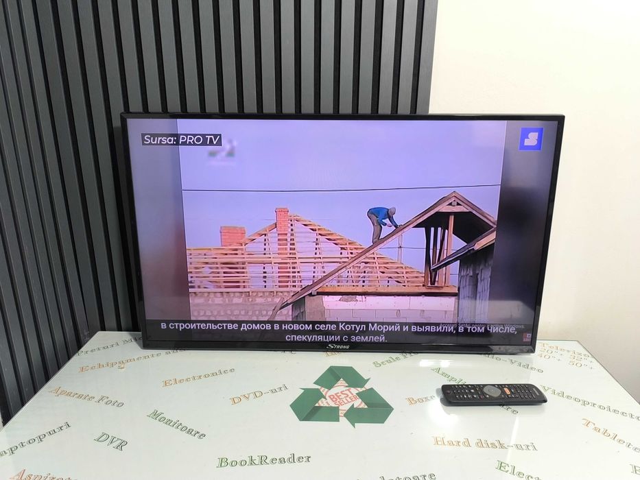 Televizor STRONG SRT 40FE4003N 40 inch cu porturi multiple