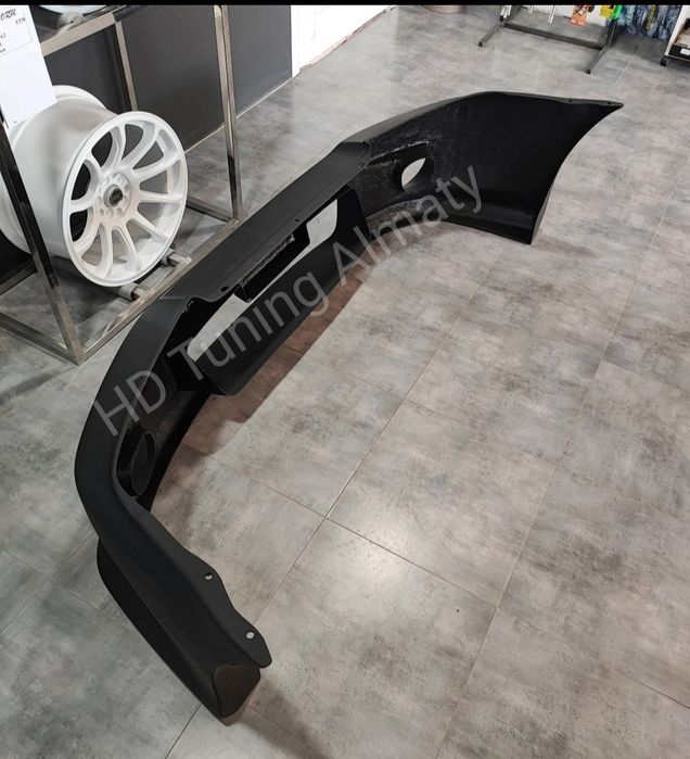 Бампер передний Liberal Subaru Forester SG Дорестайлинг