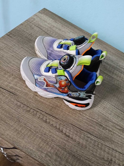 Încălțăminte băieți marimea 27