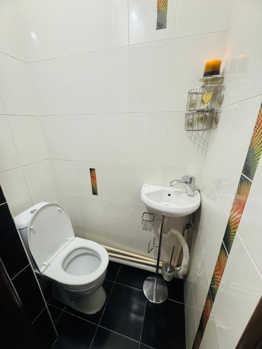 Продам квартиру 4 комнатную