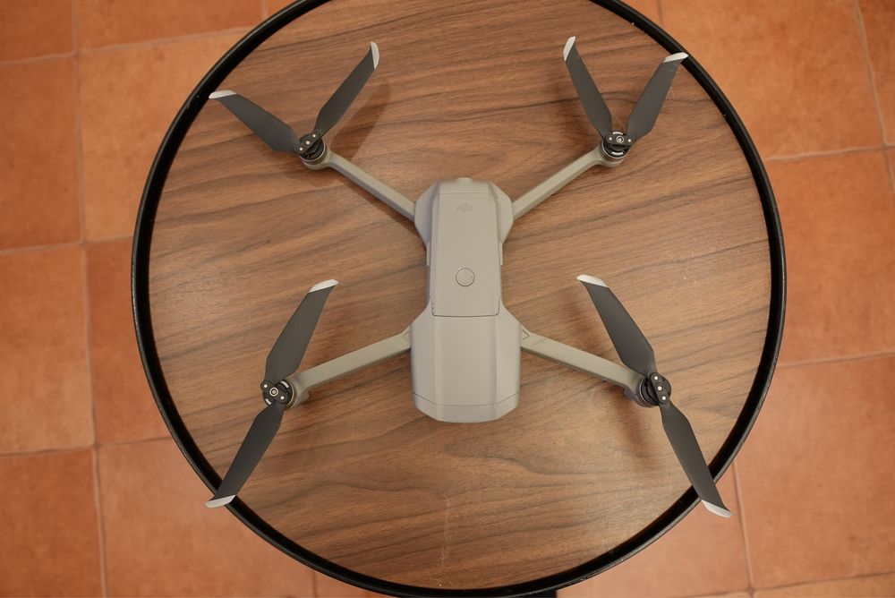 Дрон DJI Mavic Air 2 Fly More Combo